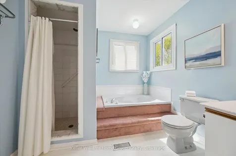 653 Holman Crescent Centre Wellington ON N1M 3M2