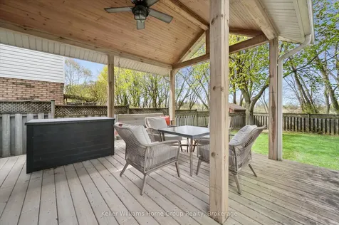 653 Holman Crescent Centre Wellington ON N1M 3M2