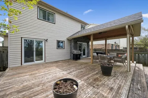 653 Holman Crescent Centre Wellington ON N1M 3M2