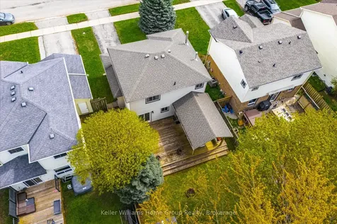 653 Holman Crescent Centre Wellington ON N1M 3M2
