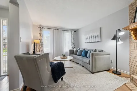 653 Holman Crescent Centre Wellington ON N1M 3M2