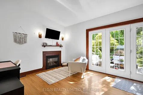 9 Farley Place St. Thomas ON N5R 3E6