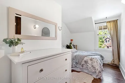 9 Farley Place St. Thomas ON N5R 3E6