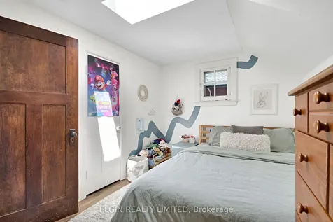 9 Farley Place St. Thomas ON N5R 3E6