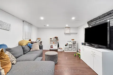 9 Farley Place St. Thomas ON N5R 3E6