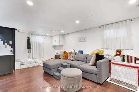 9 Farley Place St. Thomas ON N5R 3E6