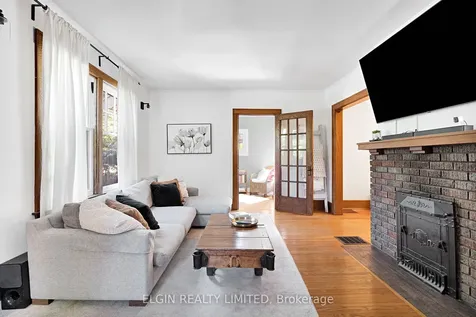 9 Farley Place St. Thomas ON N5R 3E6