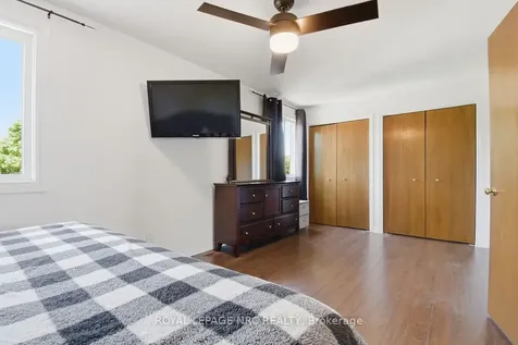 54 Merritt Crescent Grimsby ON L3M 5B7