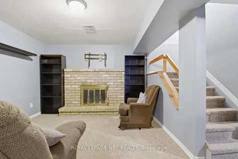 54 Merritt Crescent Grimsby ON L3M 5B7