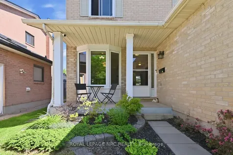 54 Merritt Crescent Grimsby ON L3M 5B7