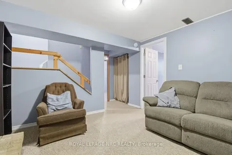 54 Merritt Crescent Grimsby ON L3M 5B7