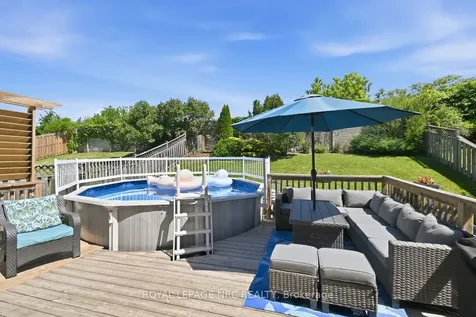 54 Merritt Crescent Grimsby ON L3M 5B7