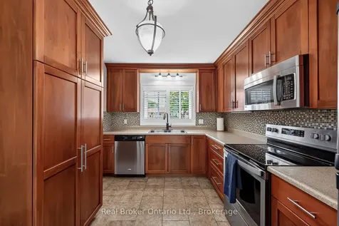 101 Lyndale Crescent Woodstock ON N4S 7S8