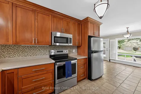 101 Lyndale Crescent Woodstock ON N4S 7S8