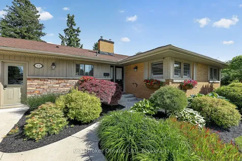 101 Lyndale Crescent Woodstock ON N4S 7S8