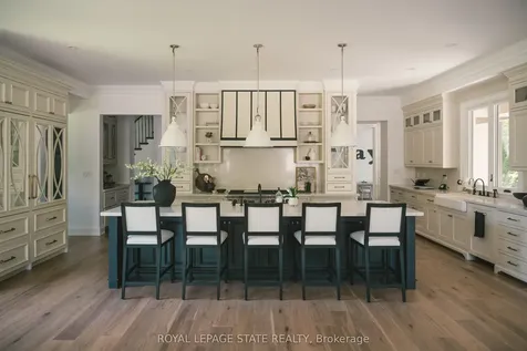 147 Beverly Court Hamilton ON L9G 1B9