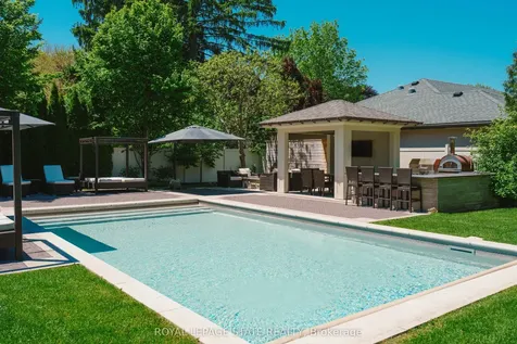 147 Beverly Court Hamilton ON L9G 1B9
