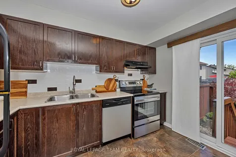 226 Arrita Street Kanata ON K2S 0J7