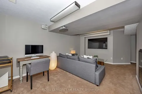 226 Arrita Street Kanata ON K2S 0J7