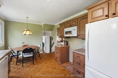 106 Baylea Drive Quinte West ON K8V 5P5