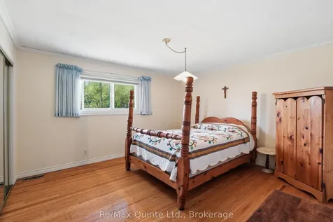 106 Baylea Drive Quinte West ON K8V 5P5