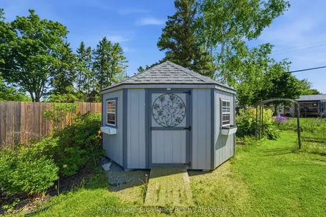 568 Whites Road Quinte West ON K8V 5P8