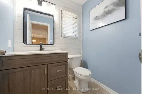 40 Lanza Court Hamilton ON L8T 5A8