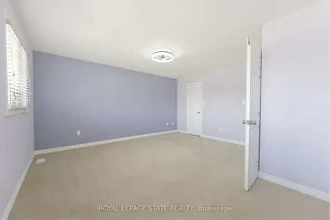 40 Lanza Court Hamilton ON L8T 5A8