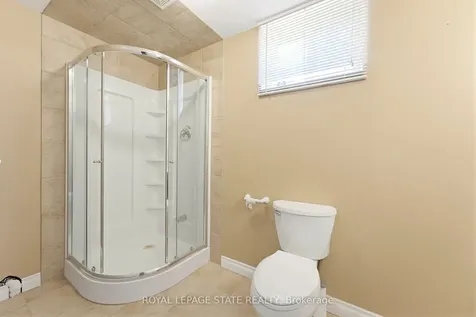 40 Lanza Court Hamilton ON L8T 5A8