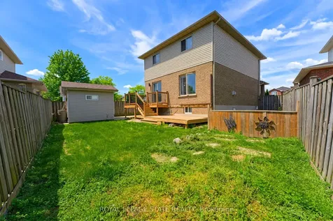40 Lanza Court Hamilton ON L8T 5A8