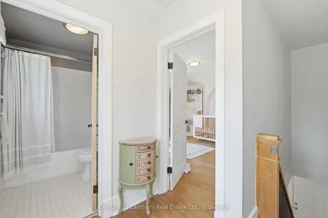 239 Foster Avenue Belleville ON K8N 3R4