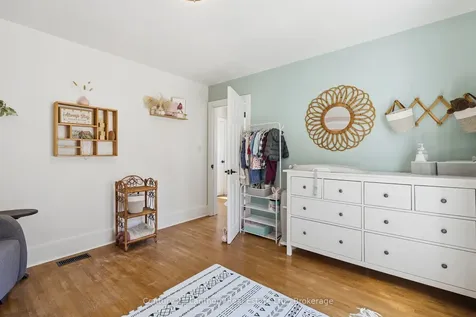 239 Foster Avenue Belleville ON K8N 3R4