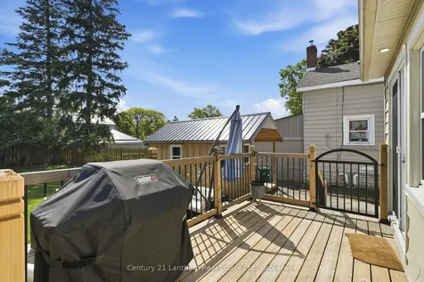 239 Foster Avenue Belleville ON K8N 3R4