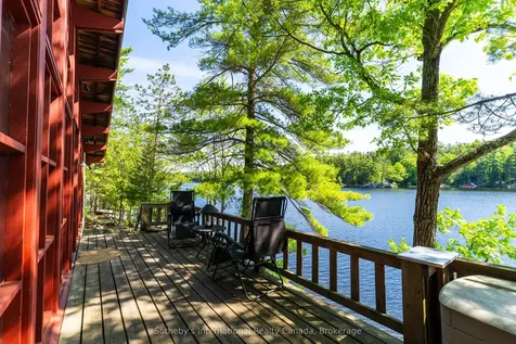 1055 Thanksgiving Rock Way Gravenhurst ON P0E 1G0