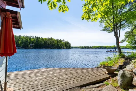 1055 Thanksgiving Rock Way Gravenhurst ON P0E 1G0