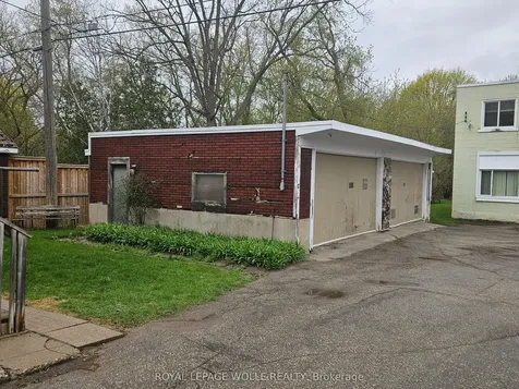 152 Homewood Avenue Kitchener ON N2M 1W9