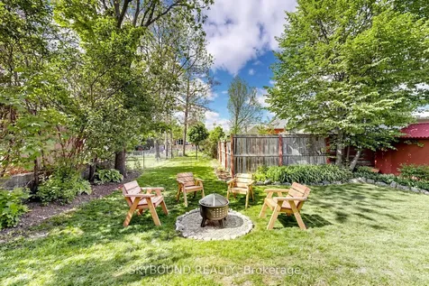 46 Melbourne Street E Kawartha Lakes ON K9V 1X9