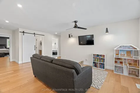 94 Mill Pond Crescent Thames Centre ON N0L 1G2