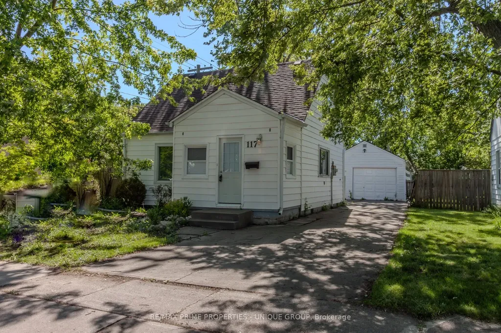 117 Walnut Avenue S Sarnia ON N7T 3V5