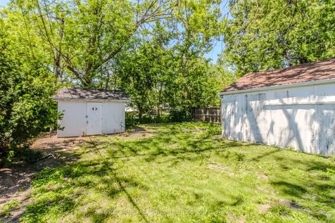 117 Walnut Avenue S Sarnia ON N7T 3V5