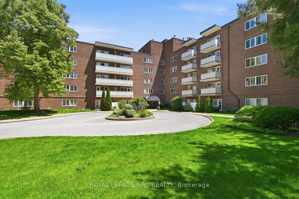 198 Scott Street E St. Catharines ON L2N 5T3