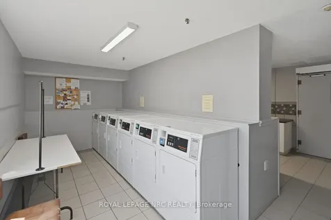 198 Scott Street E St. Catharines ON L2N 5T3