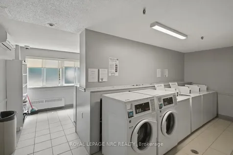 198 Scott Street E St. Catharines ON L2N 5T3