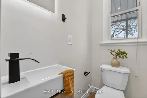 83 Beechwood Avenue Hamilton ON L8L 2S7