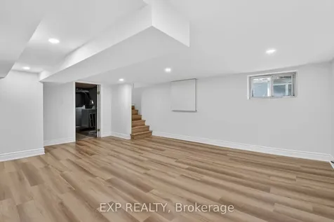 83 Beechwood Avenue Hamilton ON L8L 2S7