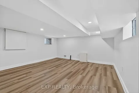 83 Beechwood Avenue Hamilton ON L8L 2S7