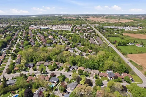 268 Memorial Drive Brantford ON N3R 7H3