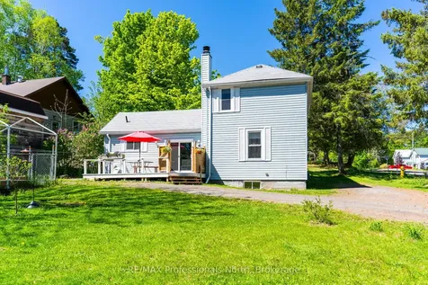 12 Tait Street Huntsville ON P1H 1W5