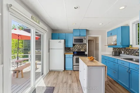 12 Tait Street Huntsville ON P1H 1W5