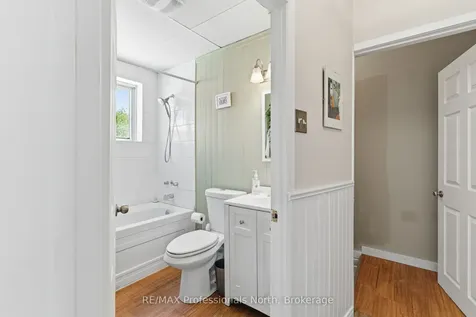 12 Tait Street Huntsville ON P1H 1W5
